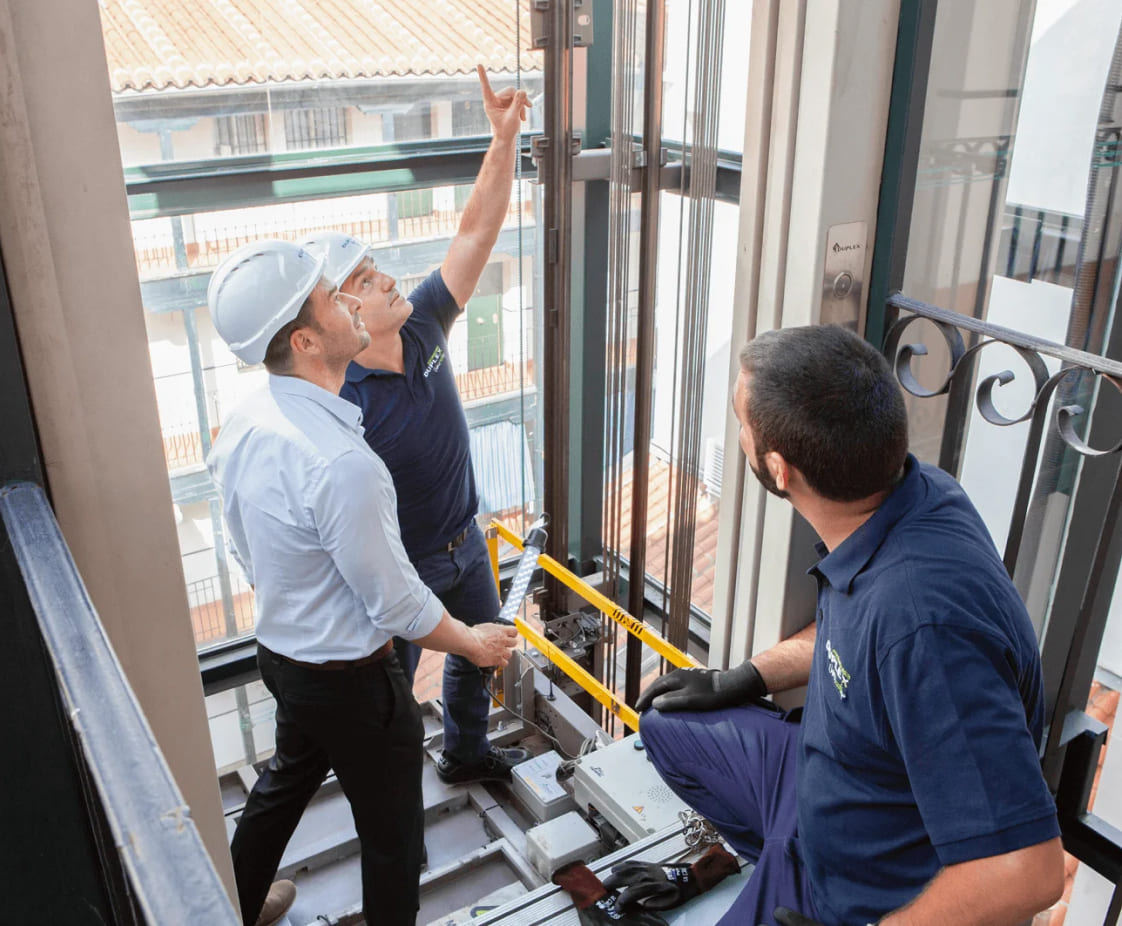 Aparejador para la Instalación de Ascensores